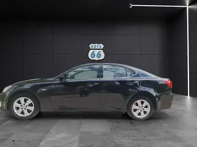 Usado Lexus IS220d Luxury Line 177 CV (130 kW) 2006 Negro Berlina