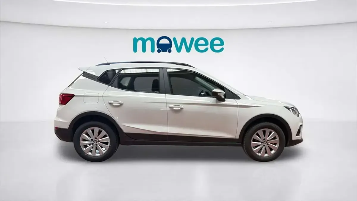 Usado Seat Arona Style 95 CV (69 kW) 2020 Blanco SUV