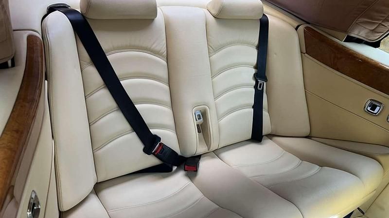 Usado Bentley Azure 389 CV (286 kW) 1998 Azul Descapotable