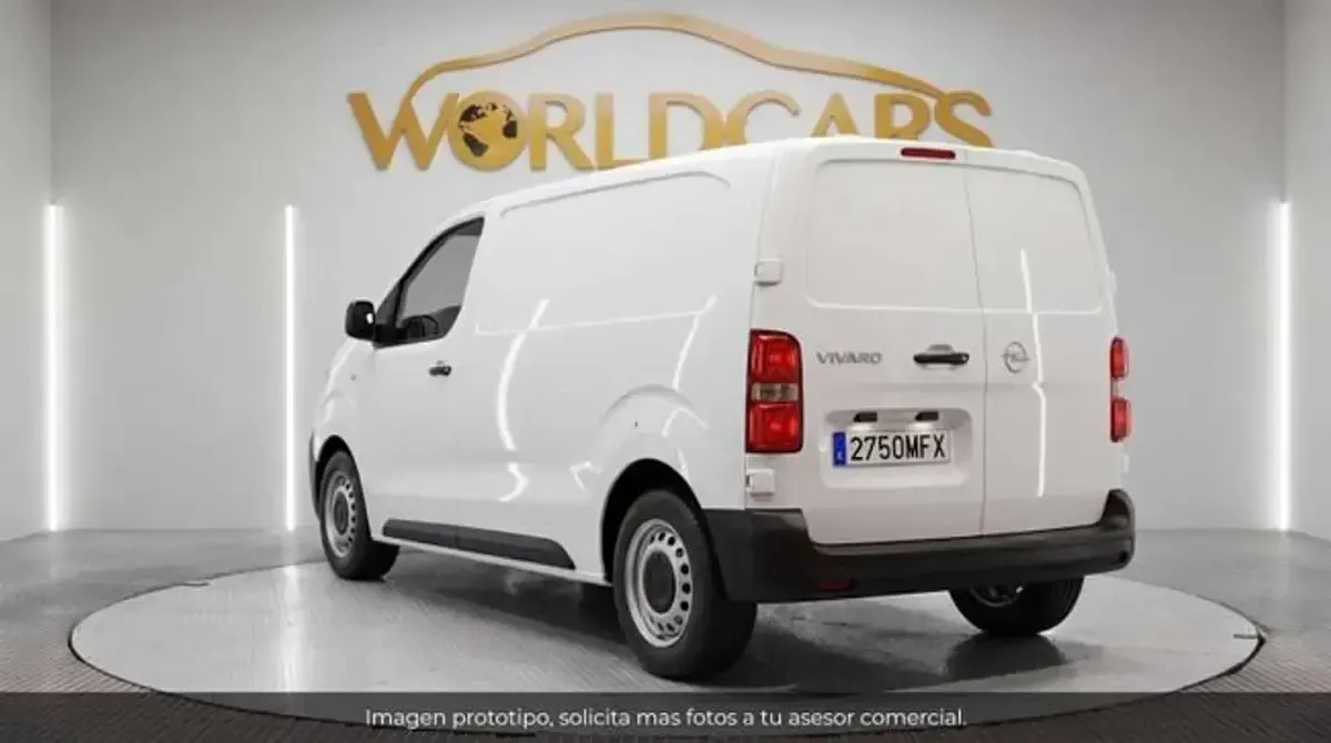 Usado Opel Vivaro 102 CV (75 kW) 2023 Blanco Monovolumen