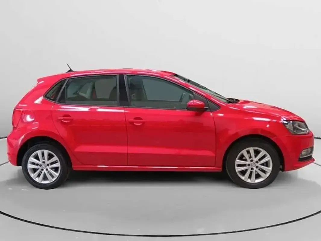 Usado VW Polo Advance 90 CV (66 kW) 2015 Rojo Utilitario