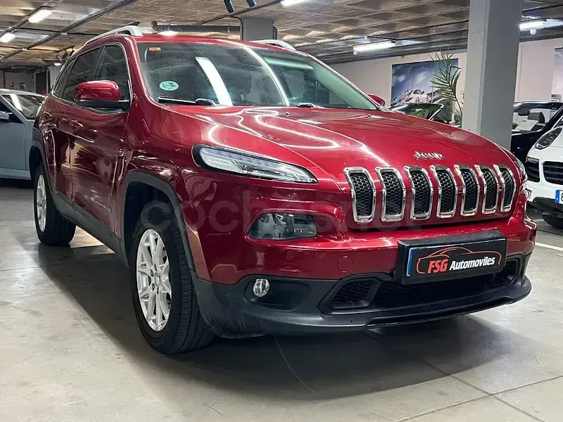 Usado Jeep Cherokee Longitude 140 CV (102 kW) 2014 Granate SUV