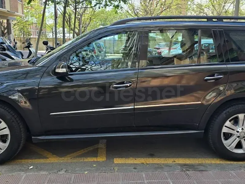 Usado Mercedes GL320 224 CV (164 kW) 2008 Negro SUV