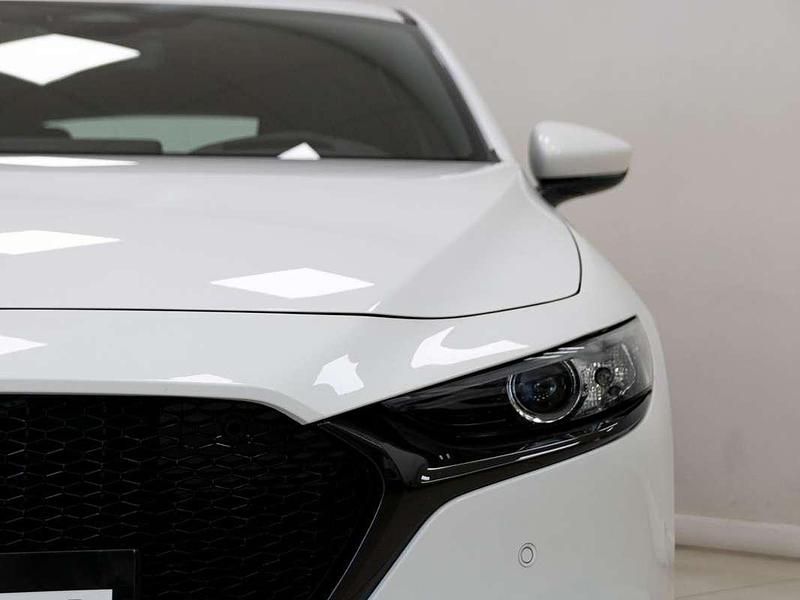 Usado Mazda 3 122 CV (89 kW) 2020 Blanco Utilitario