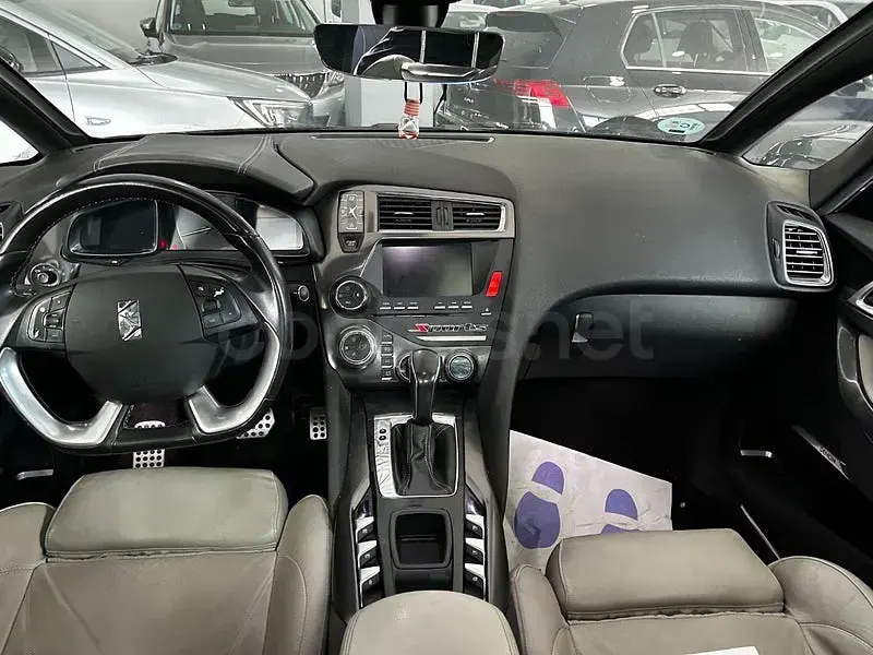 Usado DS Automobiles DS5 181 CV (133 kW) 2016 Negro Utilitario