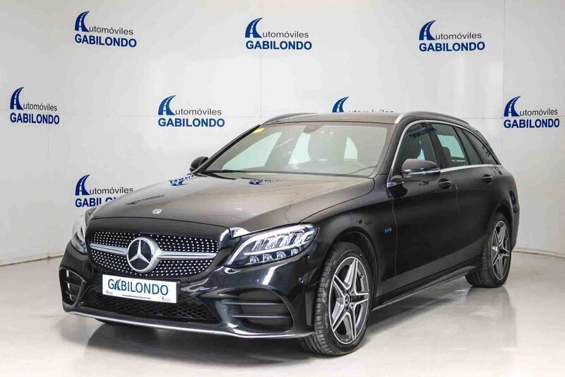 Negro Usado 2019 Mercedes C300e Familiar | 28.900 € - Imagen 1/4