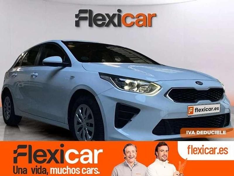 Usado Kia Ceed 120 CV (88 kW) 2020 Blanco Utilitario
