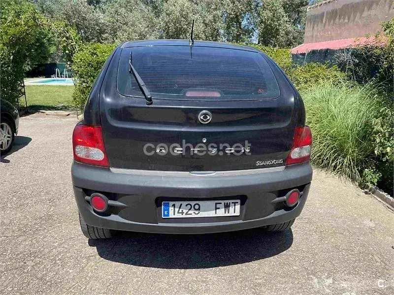 Usado SsangYong Actyon Limited 141 CV (103 kW) 2007 Negro SUV
