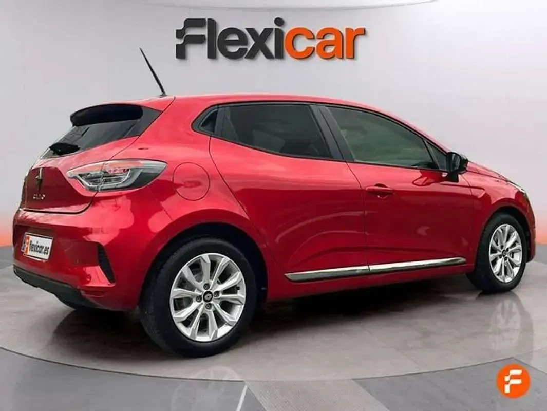 Usado Renault Clio Evolution 101 CV (74 kW) 2025 Rojo Utilitario