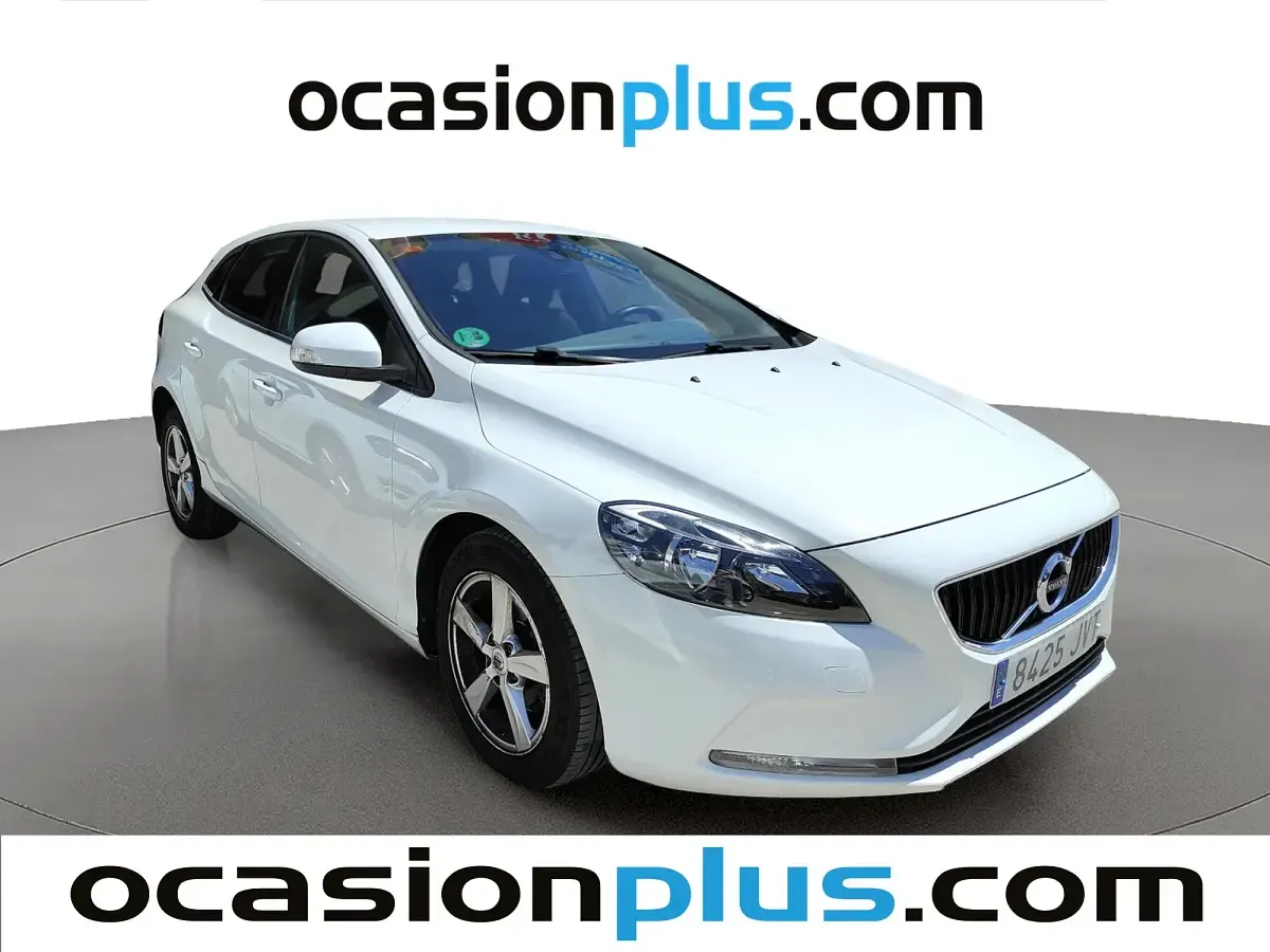 Usado Volvo V40 Kinetic 150 CV (110 kW) 2016 Blanco Utilitario