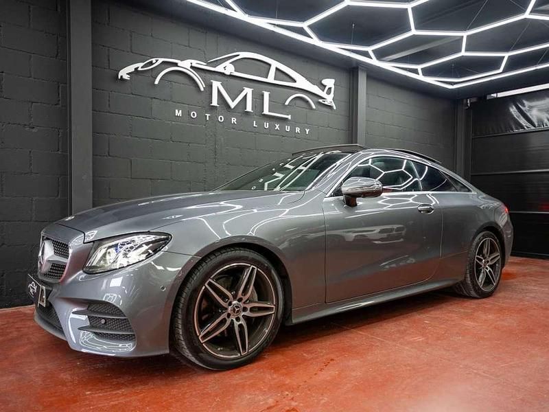 Usado Mercedes E220 194 CV (142 kW) 2019 Gris Coupe