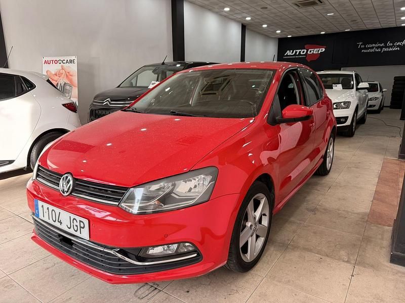 Rojo Usado 2015 VW Polo Sportline Berlina | 11.999 € (Un poco caro) - Imagen 1/4