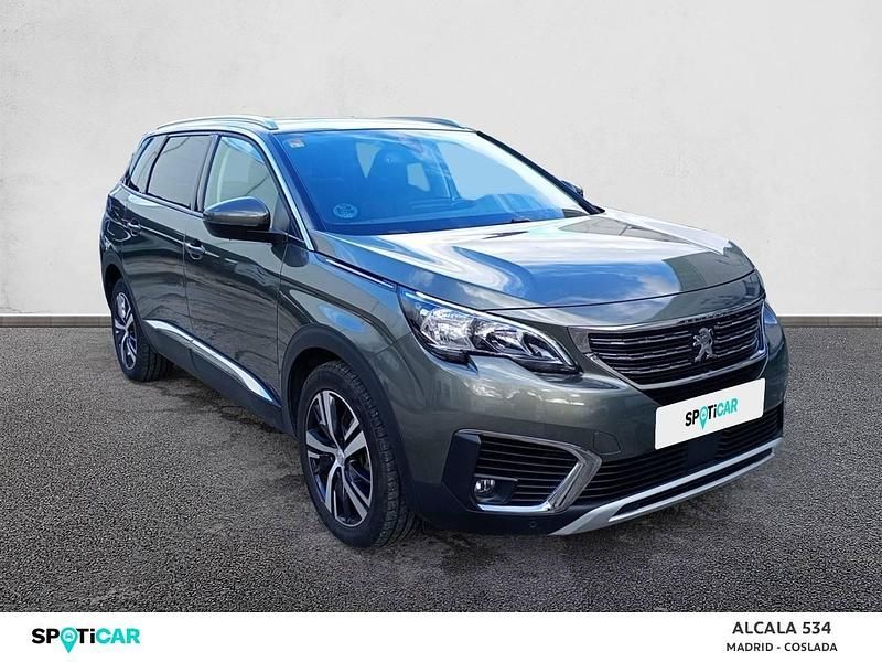 Usado Peugeot 5008 Allure 130 CV (95 kW) 2018 Gris Monovolumen