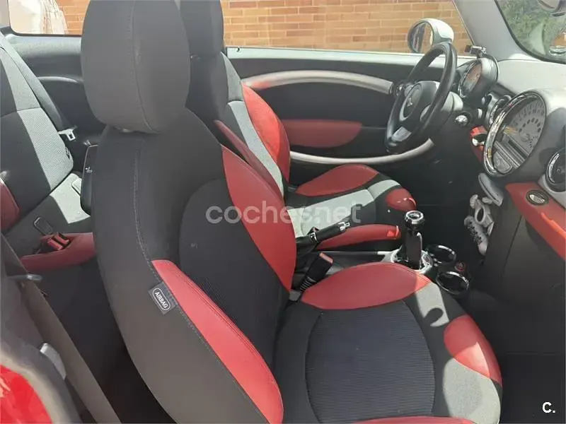 Usado Mini Cooper 120 CV (88 kW) 2010 Rojo Utilitario
