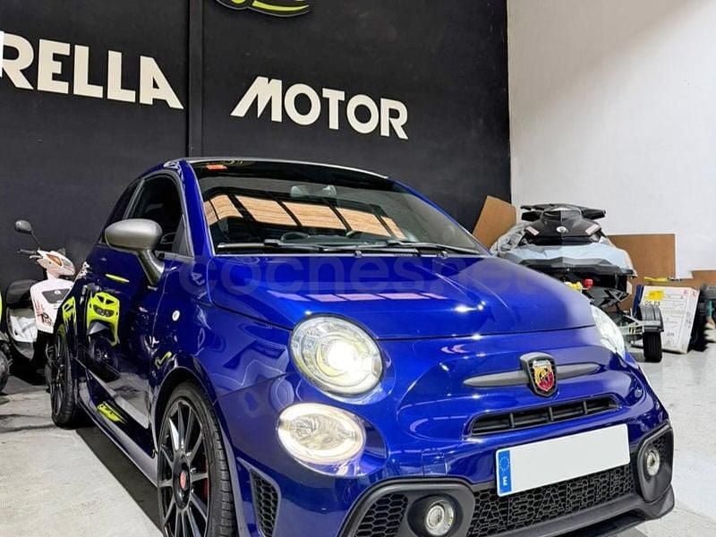 Usado Abarth 595 145 CV (106 kW) 2017 Azul Berlina