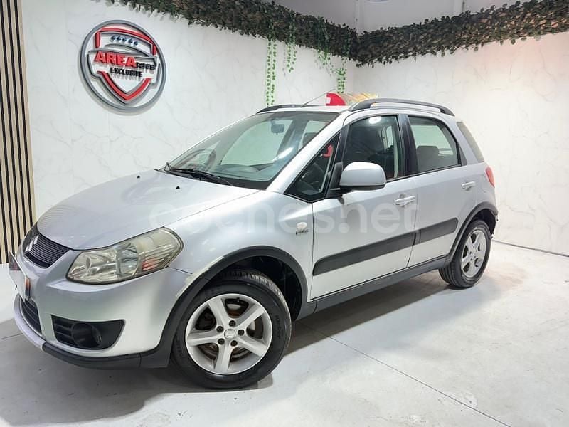 Gris / plata Usado 2008 Suzuki SX4 GLX SUV | 4995 € - Imagen 1/4