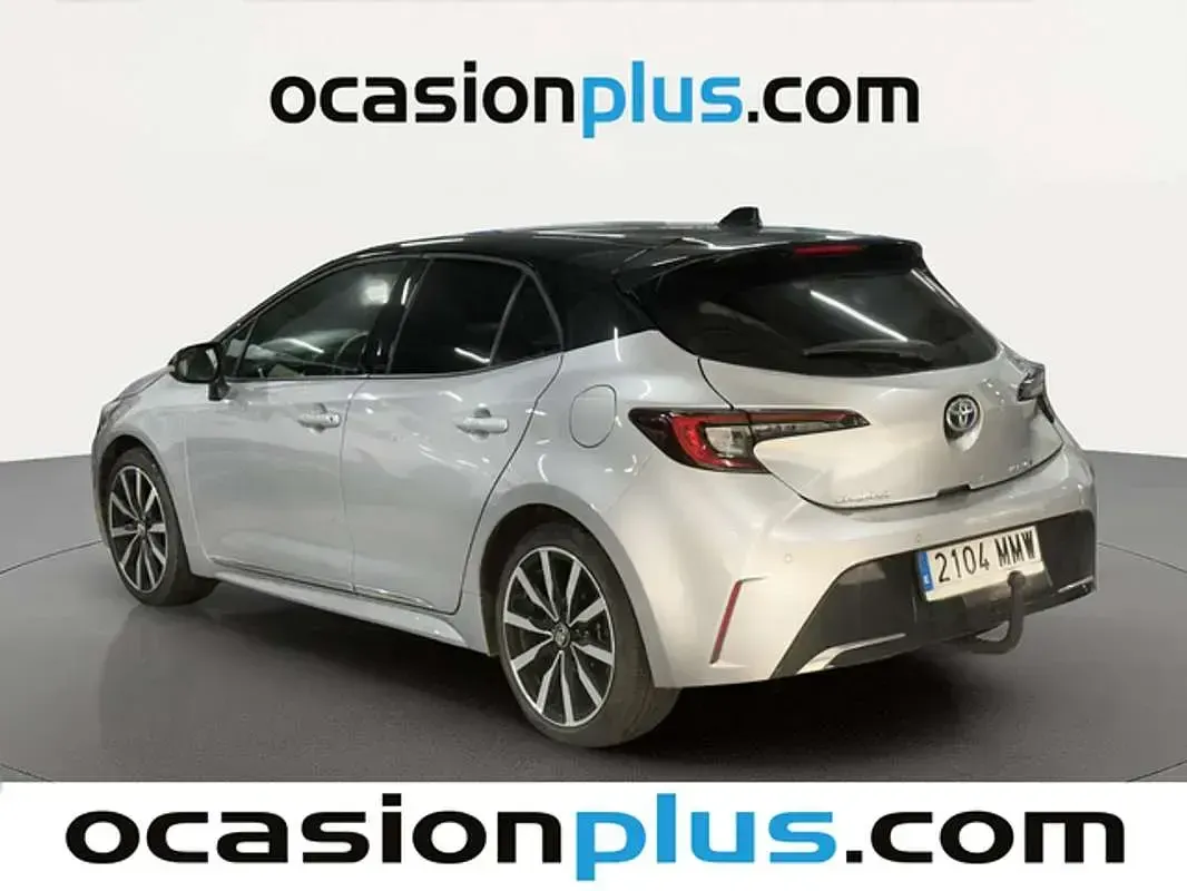 Usado Toyota Corolla Edition 140 CV (102 kW) 2024 Plateado Utilitario