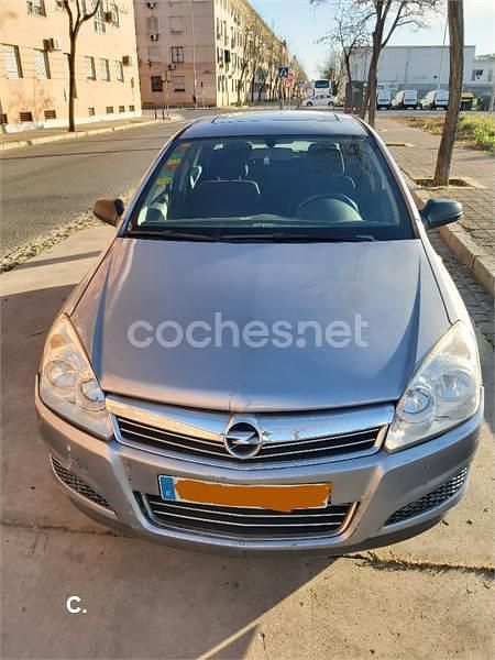 Usado Opel Astra Enjoy 100 CV (73 kW) 2007 Gris / plata Berlina