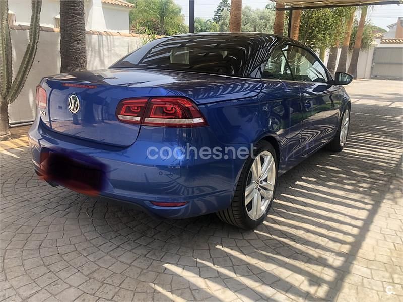 Usado VW Eos Sport 140 CV (102 kW) 2012 Azul Descapotable