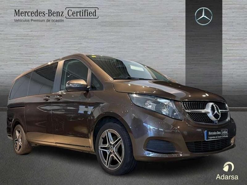 Usado Mercedes V220 163 CV (119 kW) 2017 Marrón Monovolumen