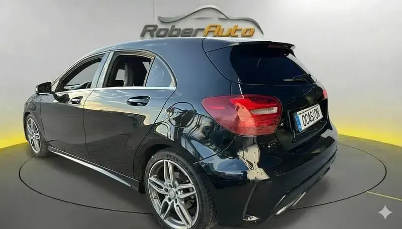 Occasion Mercedes A200 AMG line 136 PK (100 kW) 2016 Zwart Sedan