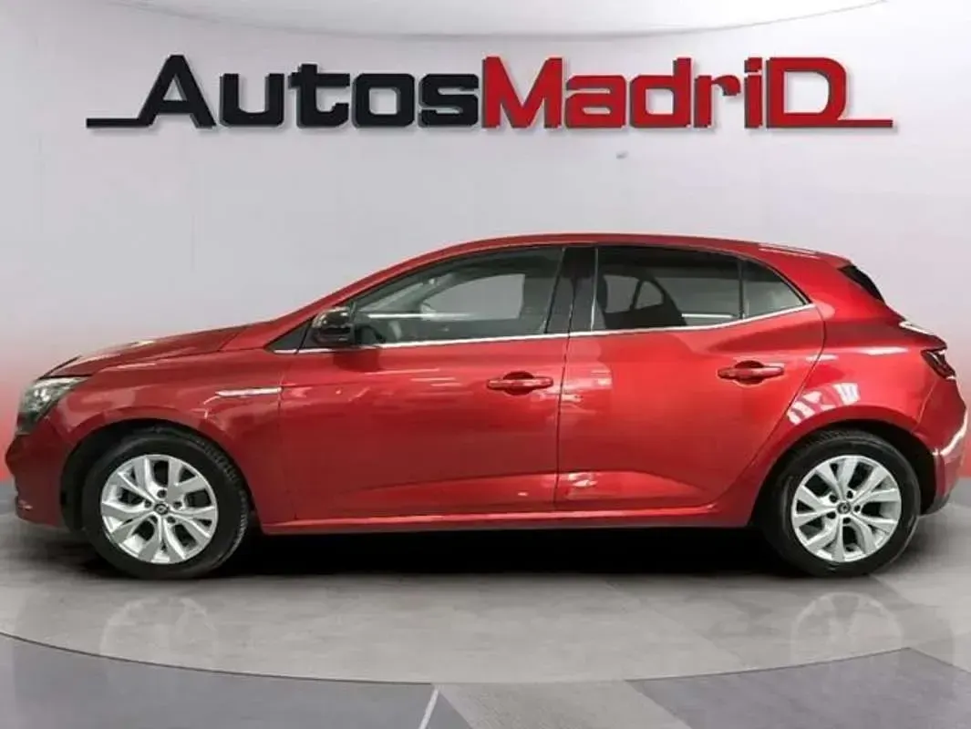 Usado Renault Mégane IV LIMITED 116 CV (85 kW) 2019 Rojo Utilitario
