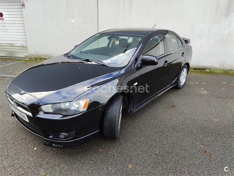 Negro Usado 2011 Mitsubishi Lancer Intense Berlina | 7000 € - Imagen 1/4