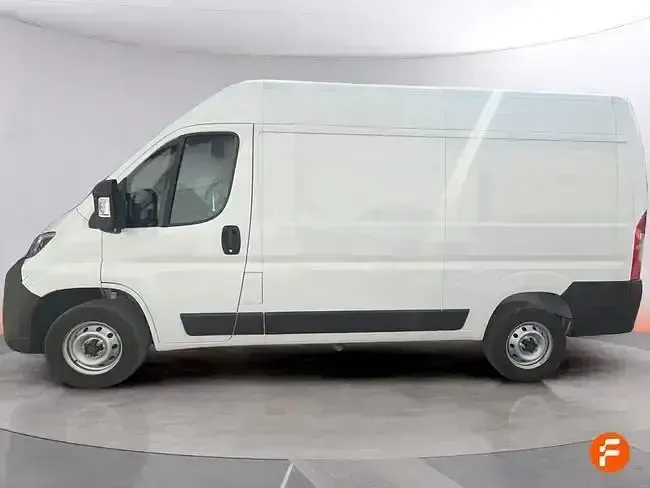 Usado Peugeot Boxer 120 CV (88 kW) 2025 Blanco Van