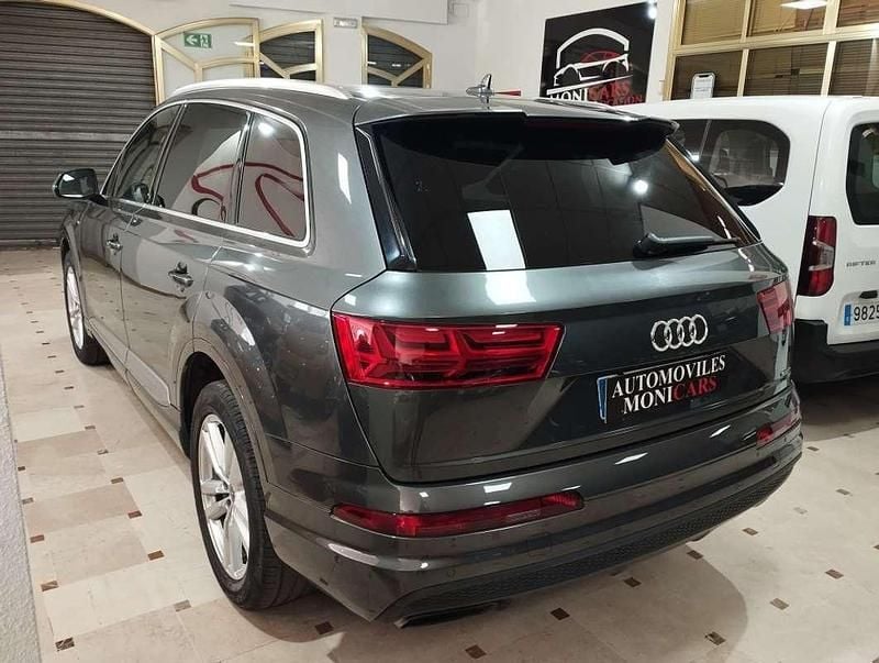 Usado Audi Q7 Design 218 CV (160 kW) 2017 Gris SUV