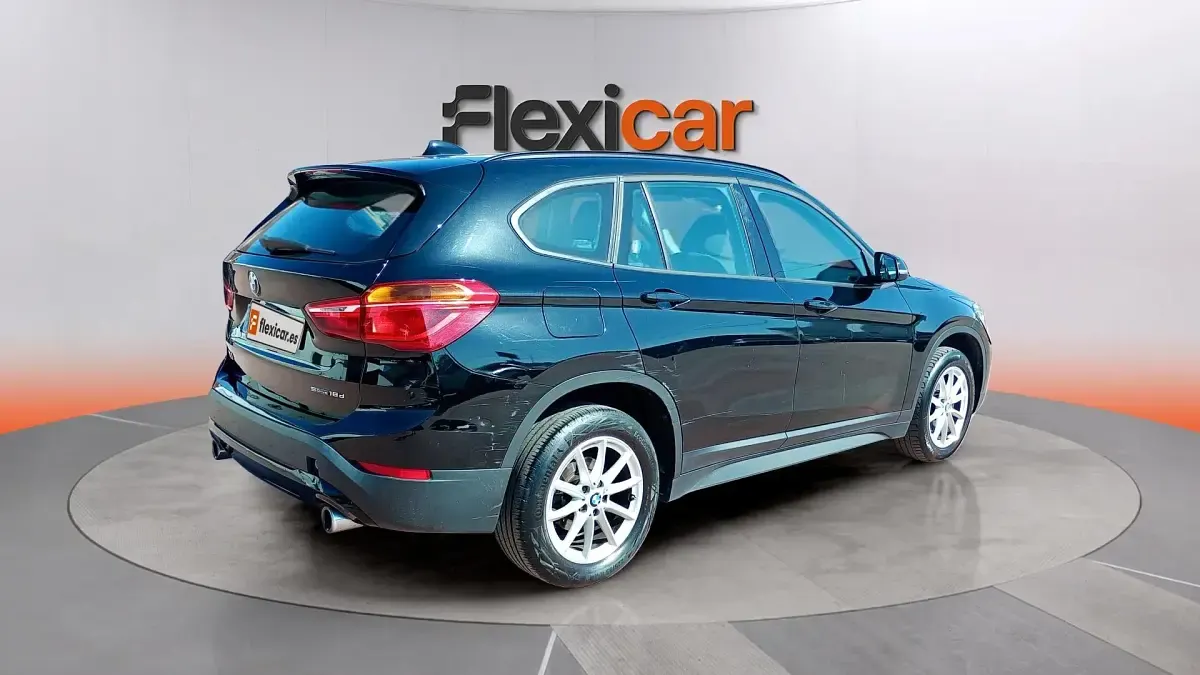 Usado BMW X1 150 CV (110 kW) 2020 Negro SUV