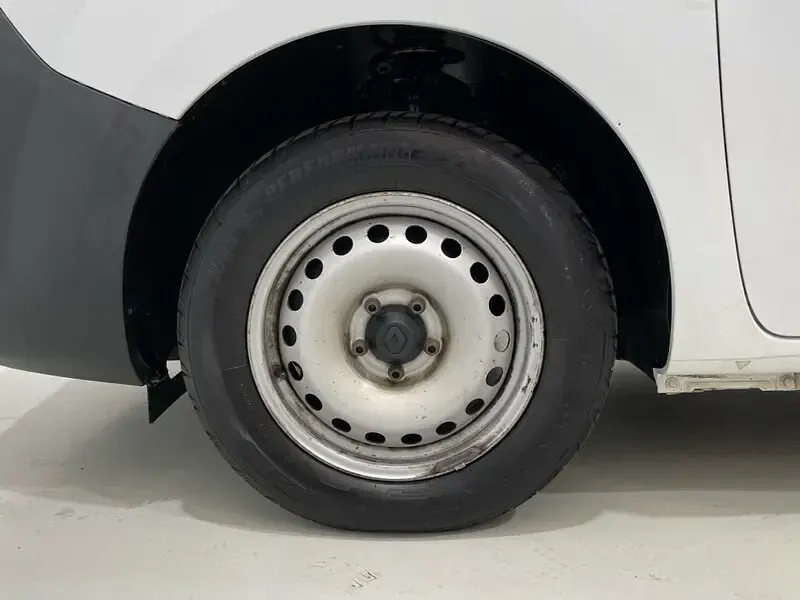 Usado Renault Kangoo 90 CV (66 kW) 2018 Blanco Monovolumen