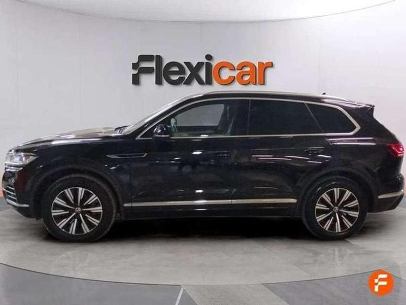 Usado VW Touareg 381 CV (280 kW) 2021 Negro SUV