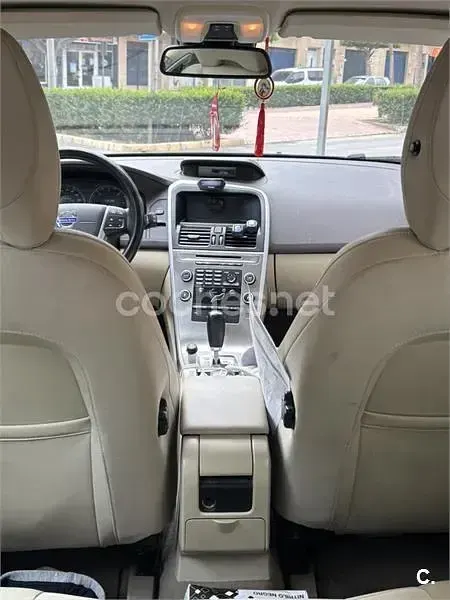 Usado Volvo XC60 Momentum 175 CV (128 kW) 2010 Negro SUV