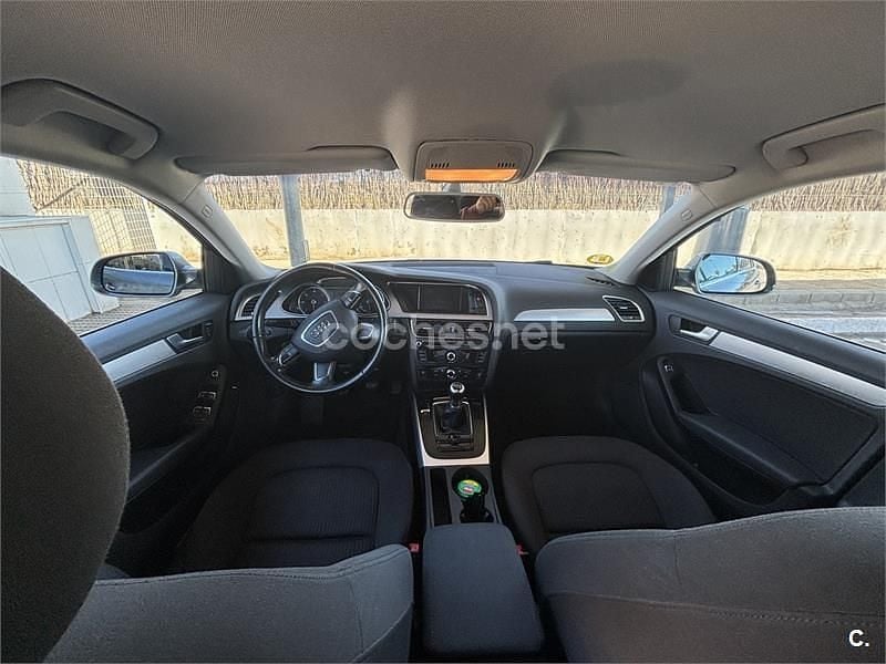 Usado Audi A4 143 CV (105 kW) 2012 Gris / plata Berlina