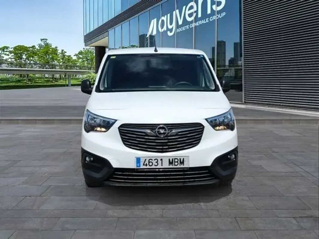 Usado Opel Combo S 102 CV (75 kW) 2022 Blanco Monovolumen