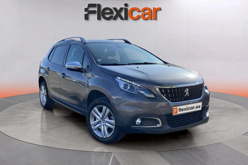 Gris Usado 2018 Peugeot 2008 Style SUV | 12.490 € (Un poco caro) - Imagen 1/4