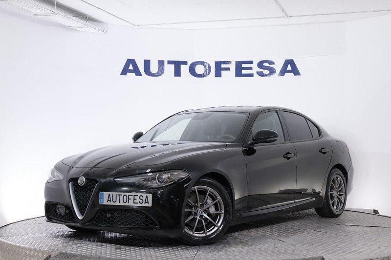 Negro Usado 2019 Alfa Romeo Giulia Executive Berlina | 18.900 € (Super precio) - Imagen 1/4