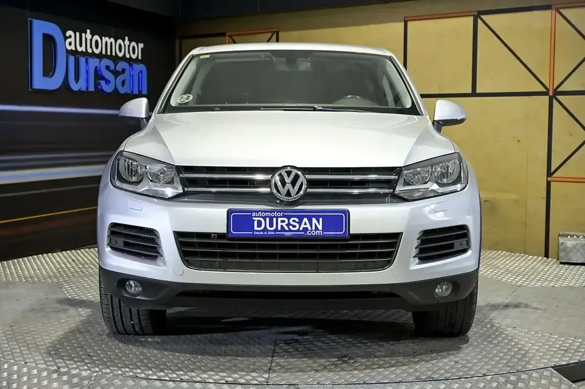 Usado VW Touareg Terrain Tech 245 CV (180 kW) 2012 Gris SUV