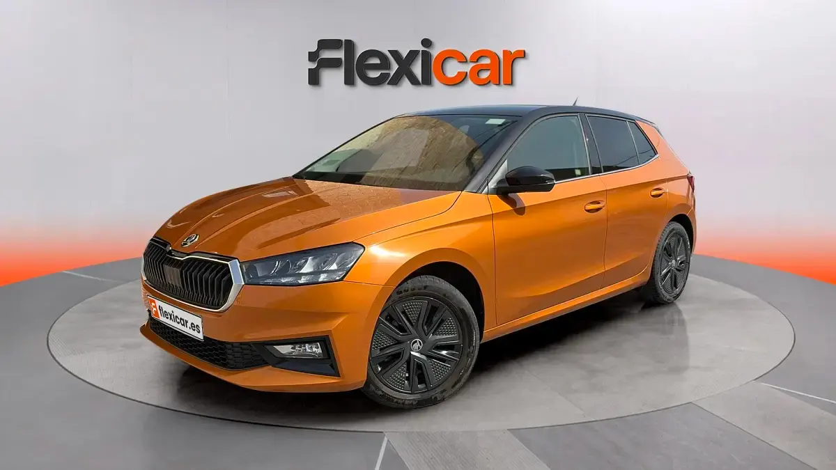 Usado Skoda Fabia Selection 116 CV (85 kW) 2025 Naranja Utilitario