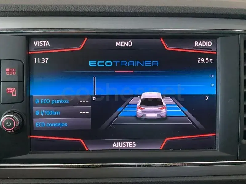 Usado Seat Leon Style 115 CV (84 kW) 2019 Blanco Berlina