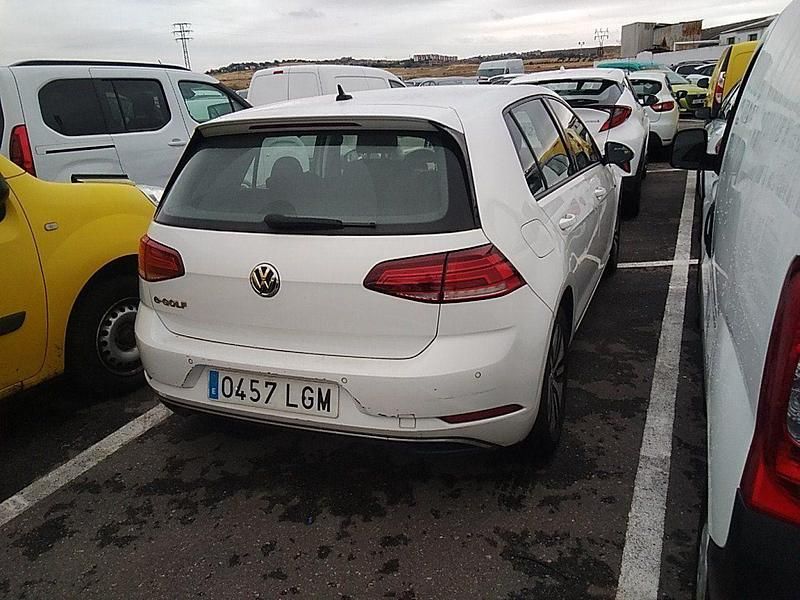 Usado VW e-Golf 100 kW (136 CV) 2020 Blanco Utilitario