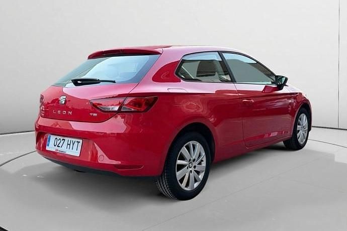 Usado Seat Leon Reference 105 CV (77 kW) 2014 Utilitario