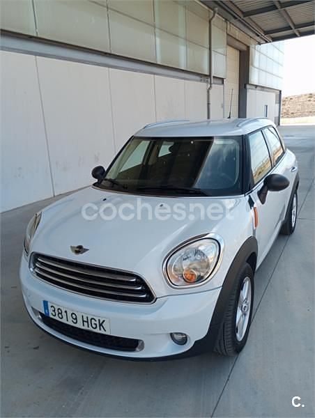 Blanco Usado 2012 Mini One D Countryman SUV | 8200 € (Precio justo) - Imagen 1/4