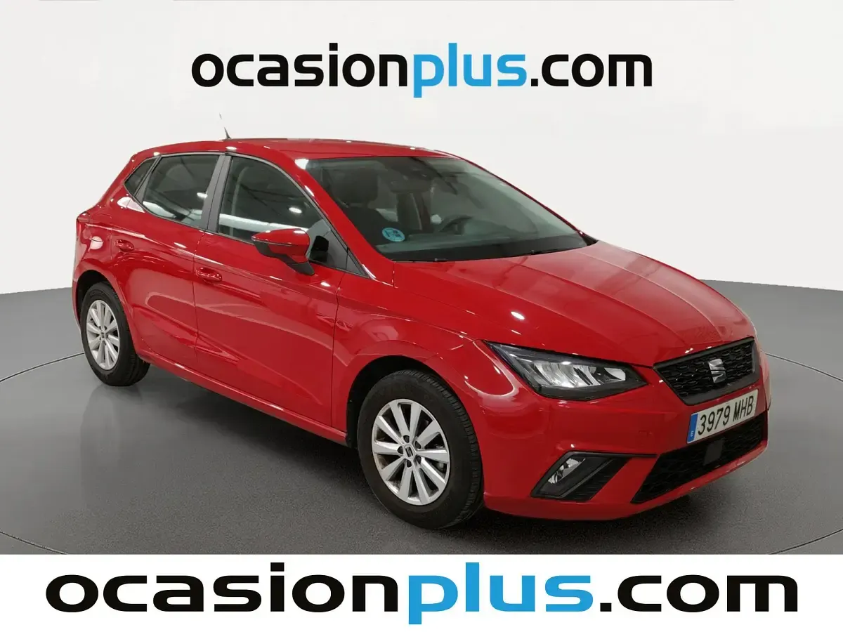Usado Seat Ibiza Reference 80 CV (58 kW) 2023 Rojo Utilitario