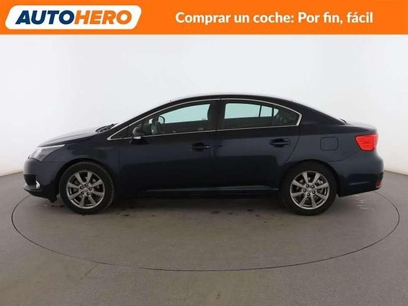 Usado Toyota Avensis Advance 148 CV (108 kW) 2014 Gris Berlina