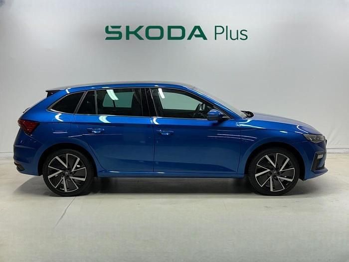 Usado Skoda Scala 115 CV (84 kW) 2025 Azul Utilitario