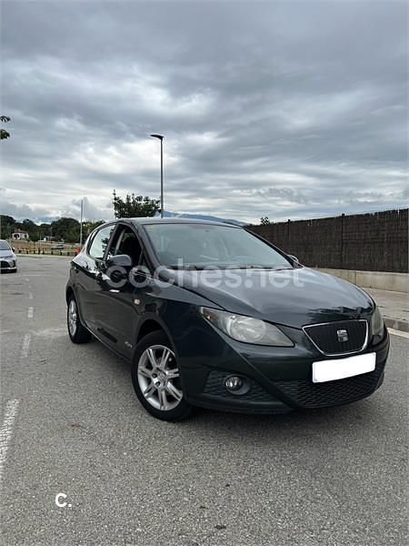 Gris / plata Usado 2012 Seat Ibiza Copa Berlina | 5000 € (Buen precio) - Imagen 1/4