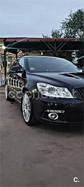 Usado Skoda Octavia RS 170 CV (125 kW) 2009 Negro Berlina