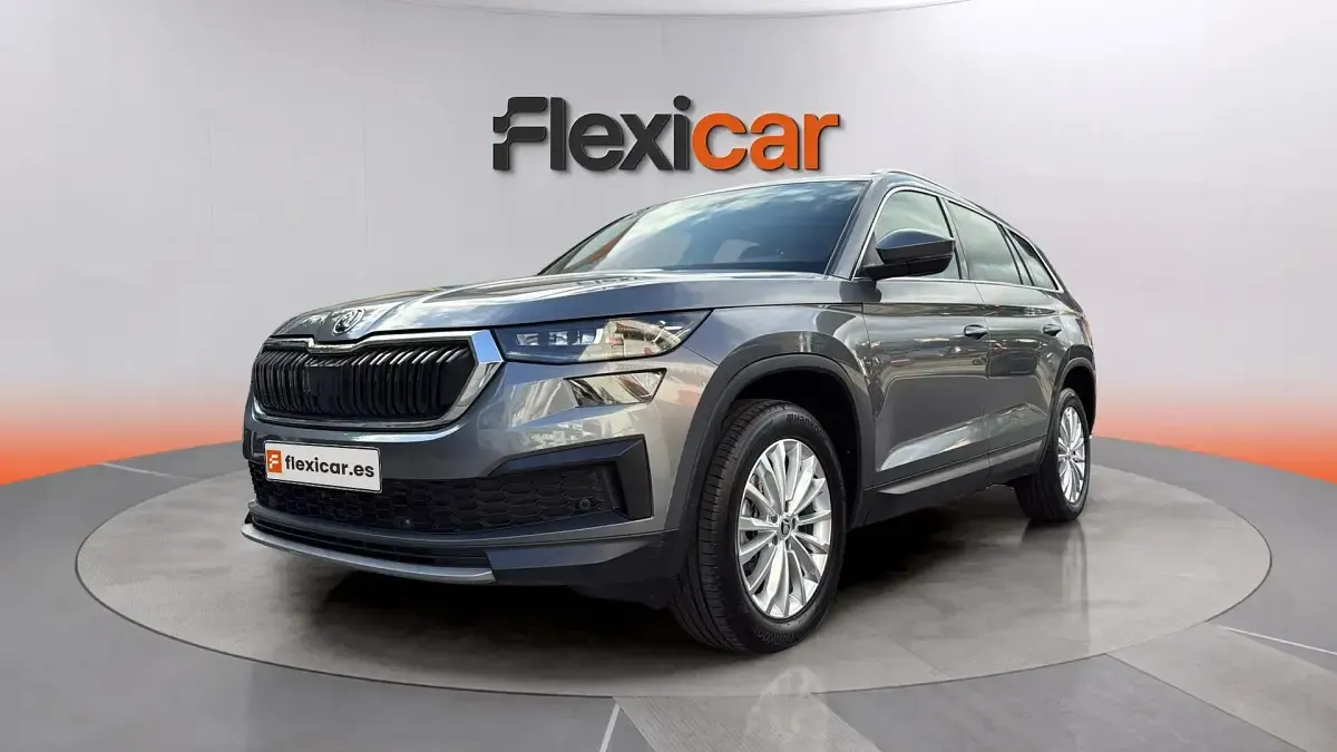 Usado Skoda Kodiaq Ambition 150 CV (110 kW) 2024 Gris SUV