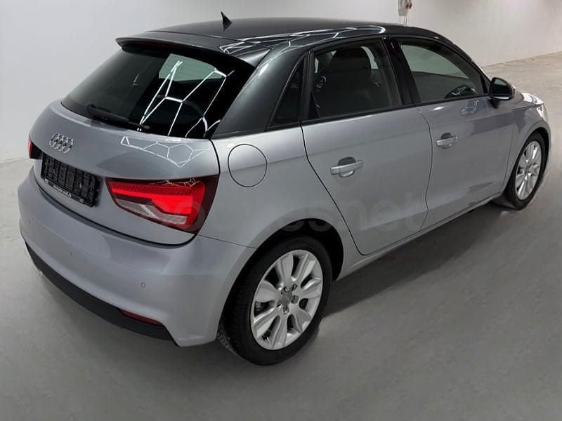 Usado Audi A1 Sportback 116 CV (85 kW) 2016 Gris / plata Utilitario